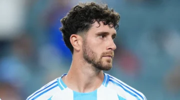 هل يحل نجم المنتخب الأرجنتيني بديلًا لنيكلاس سولي في صفوف بوروسيا دورتموند؟